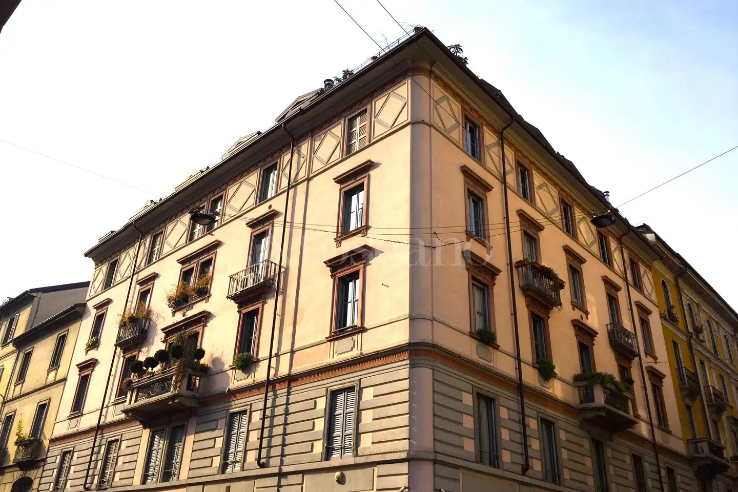 appartamento in vendita a Milano in zona Porta Nuova