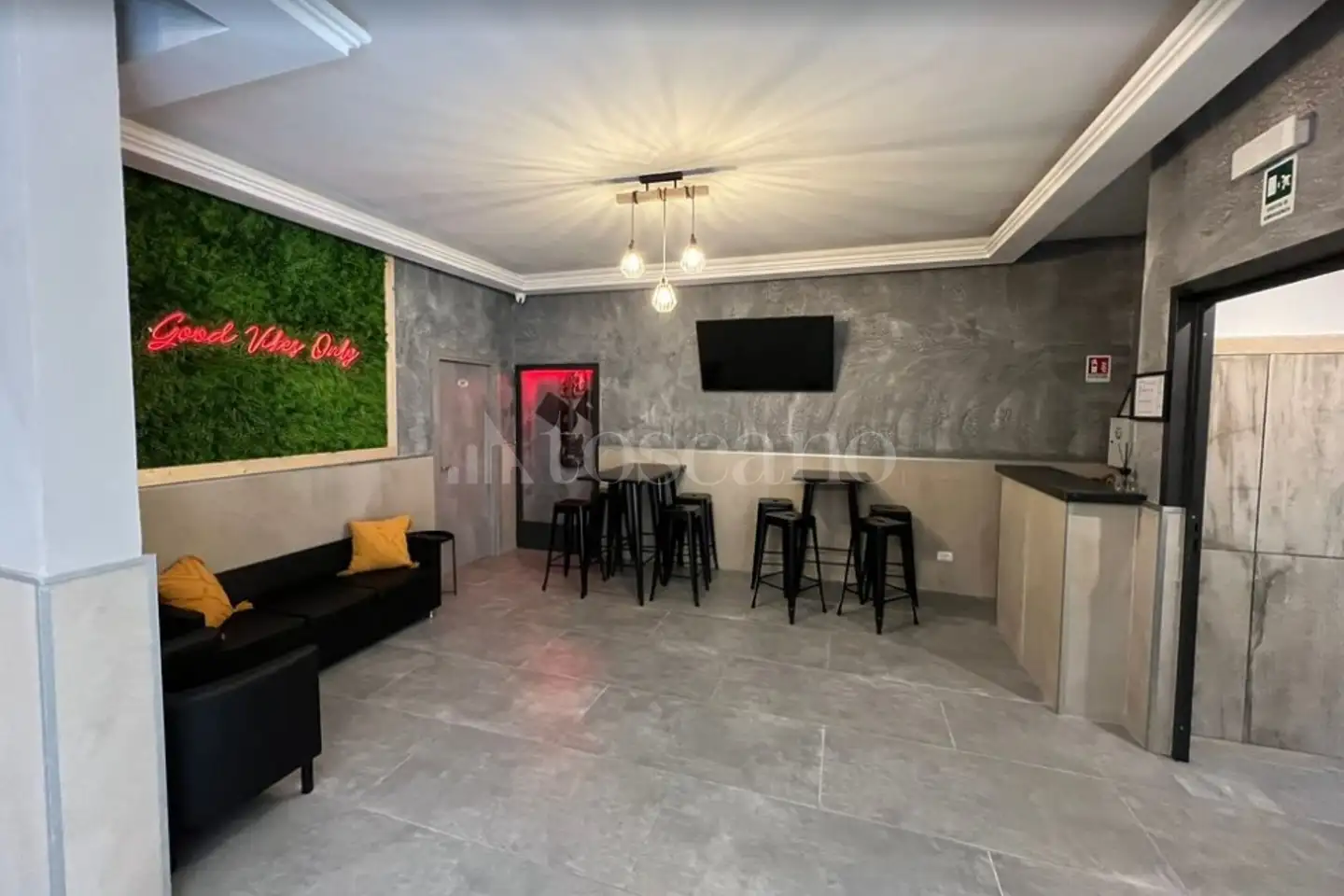 Albergo in vendita di 450 mq a €1.950.000 (rif. 10/2026)