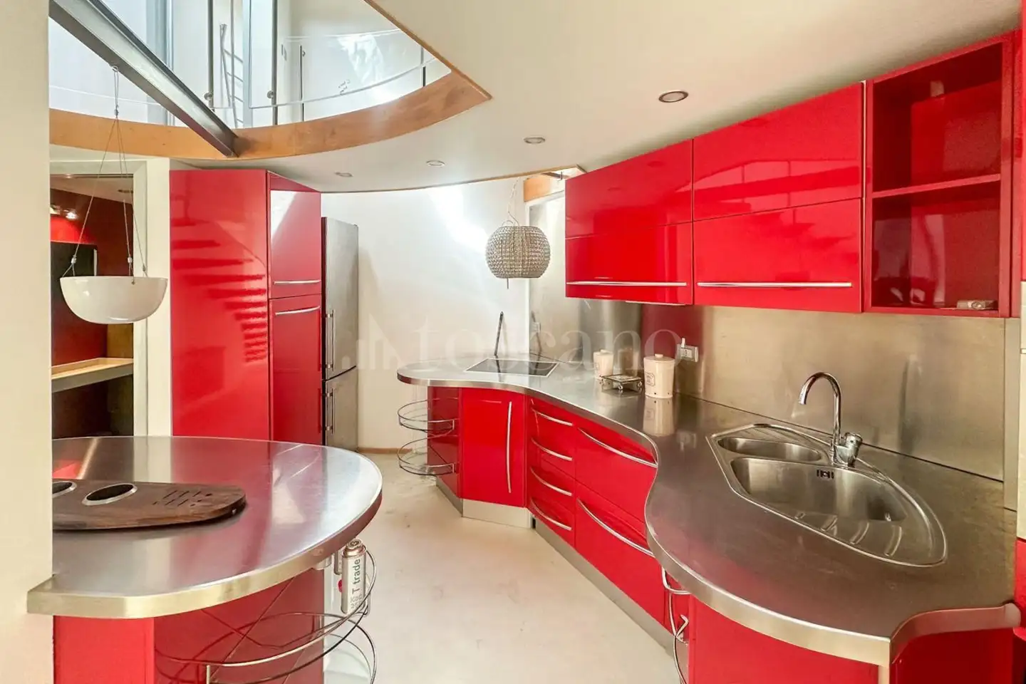 Loft in vendita di 100 mq a €685.000 (rif. 12/2025)