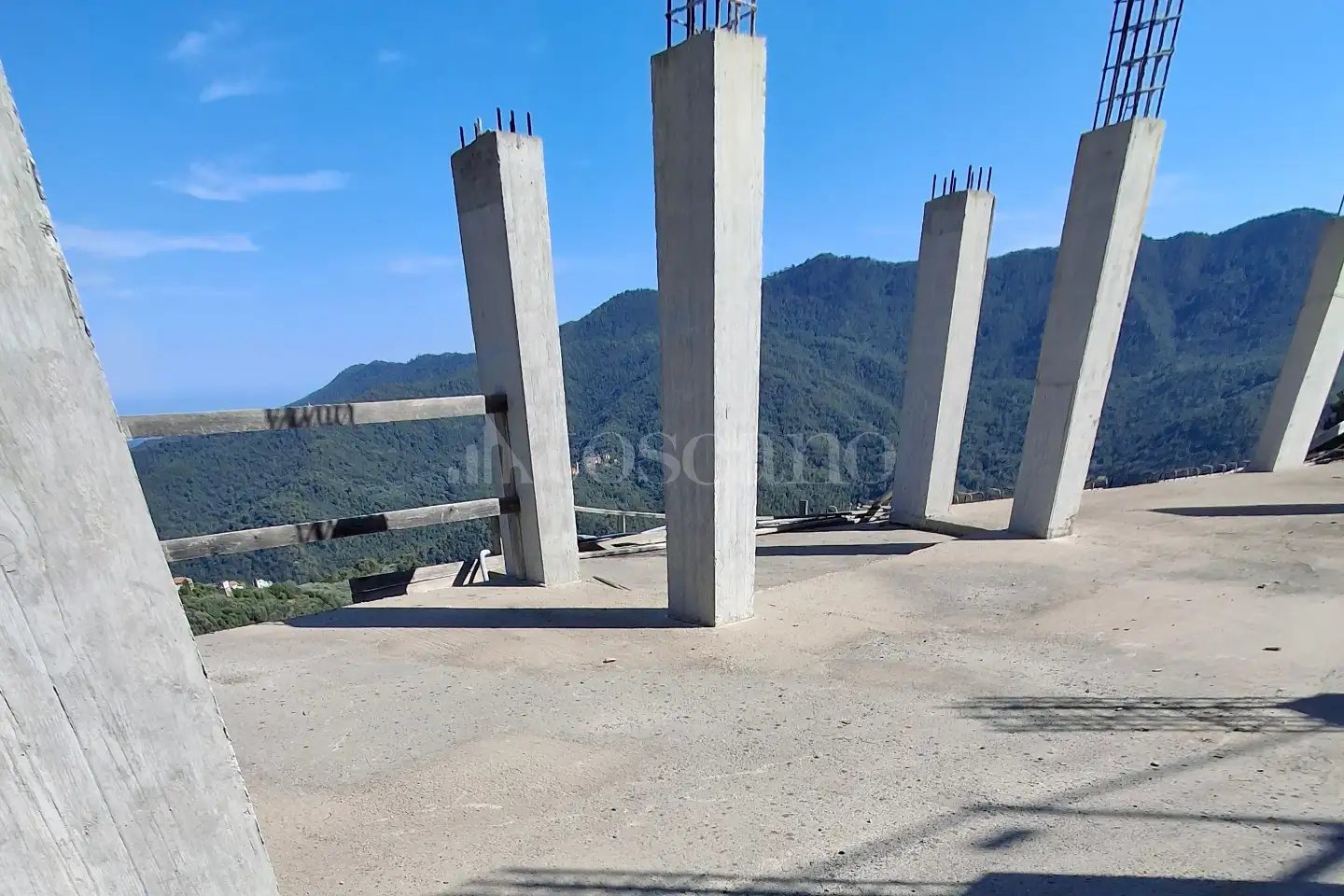 Casa Indipendente in vendita di 270 mq a €380.000 (rif. 12/2026)