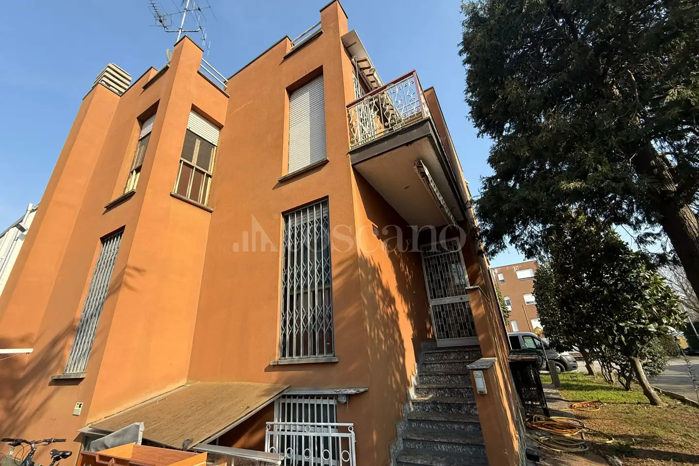 Casa Indipendente in vendita di 280 mq a €400.000 (rif. 1/2026)