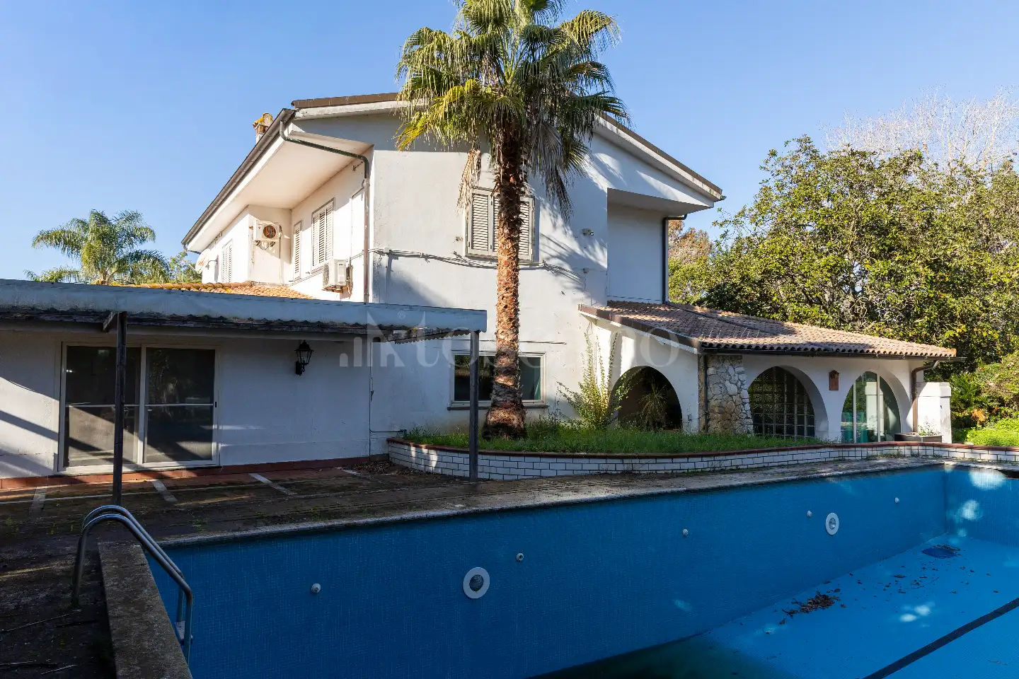 Villa in vendita di 700 mq a €580.000 (rif. 131/2025)