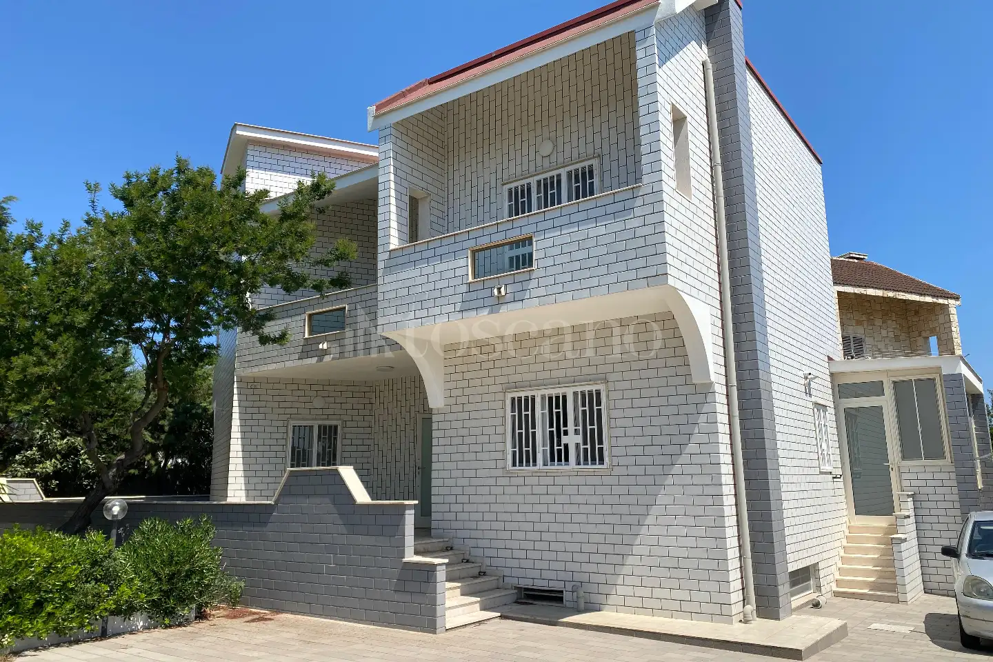 Villa in vendita di 260 mq a €330.000 (rif. 42/2026)
