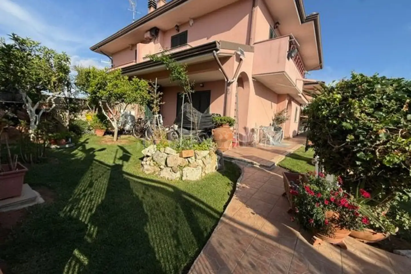 Villa Plurifamiliare in vendita di 200 mq a €515.000 (rif. 29/2025)