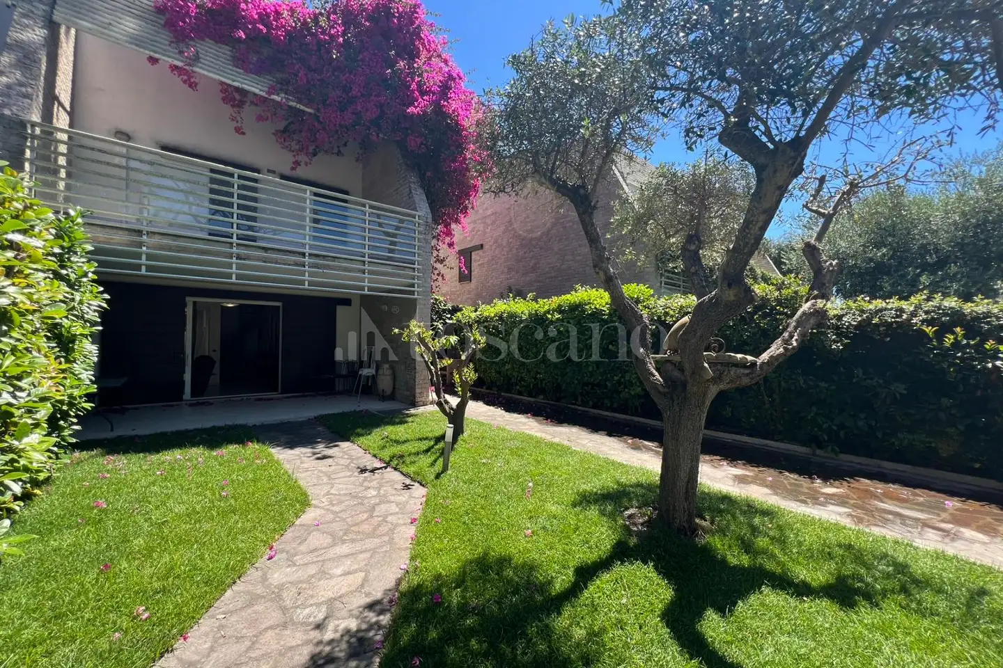 Villino a Schiera in vendita di 90 mq a €410.000 (rif. 5/2026)