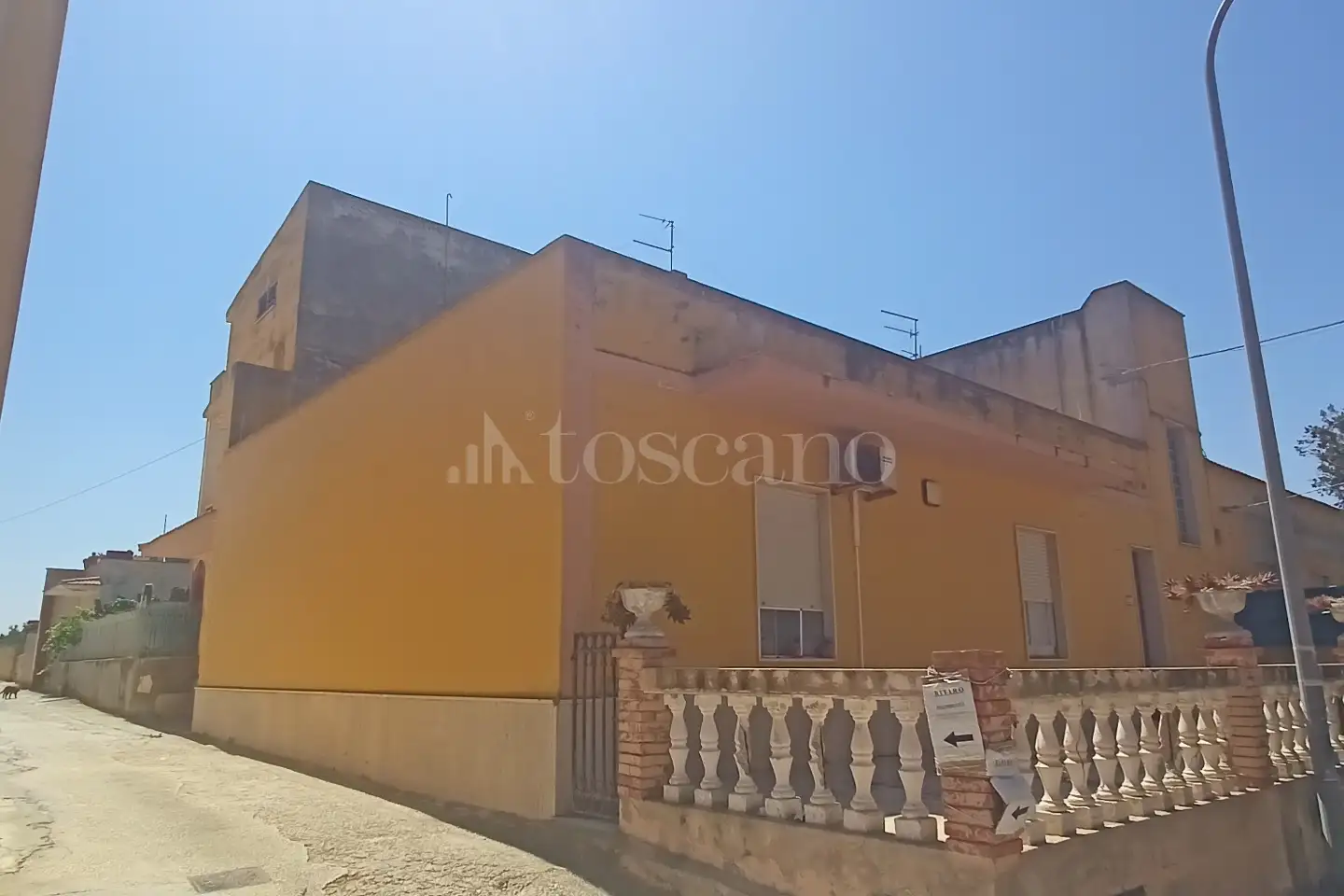 Casa Indipendente in vendita di 458 mq a €185.000 (rif. 39/2026)