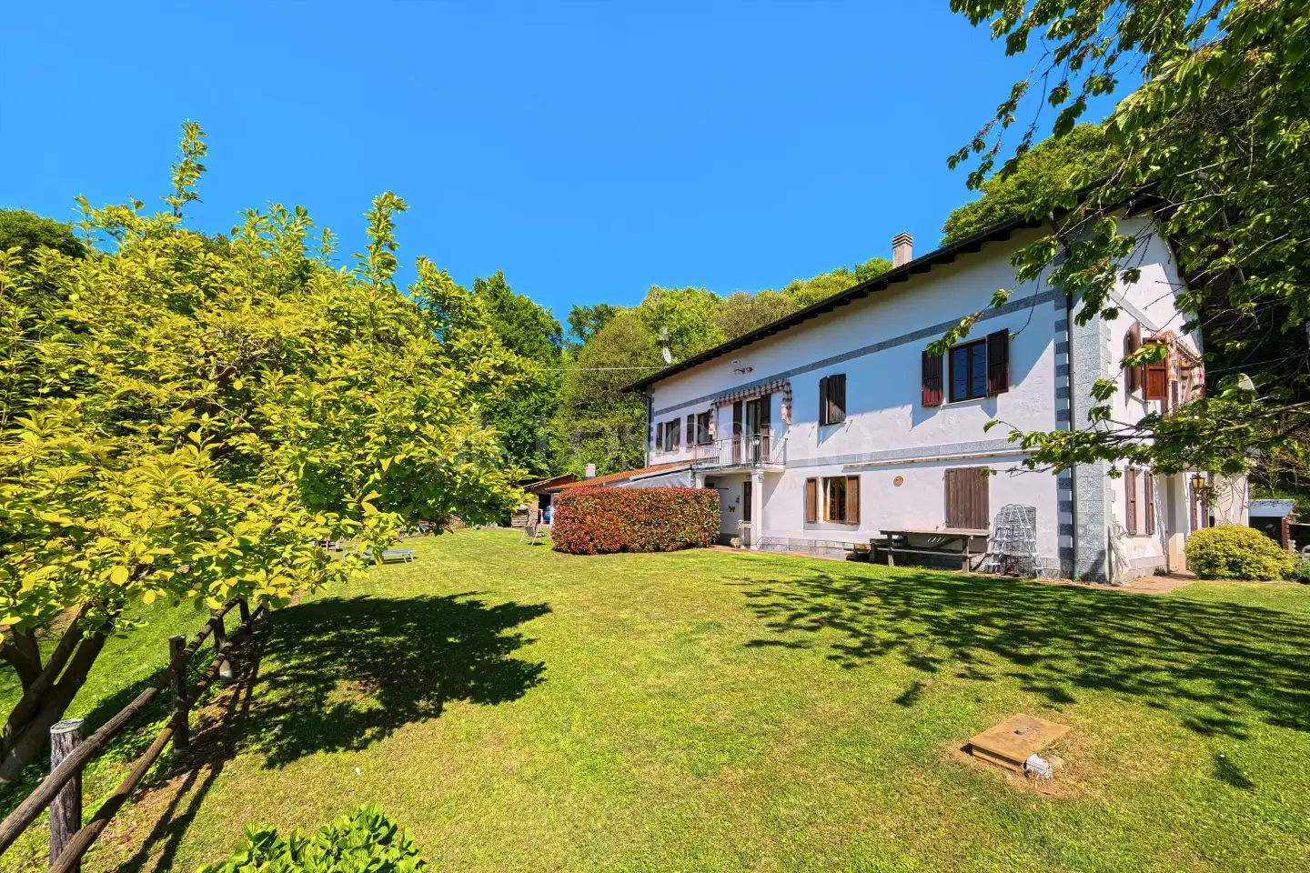 Casa Indipendente in vendita di 700 mq a €850.000 (rif. 146/2026)