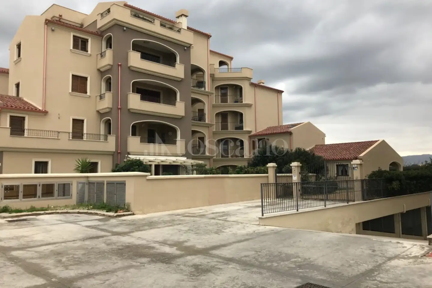 Box in vendita di 119 mq a €80.000 (rif. 120/2024)