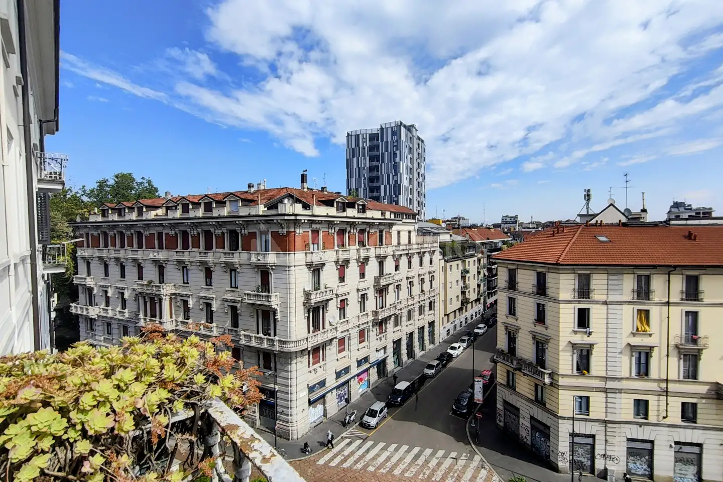 appartamento in vendita a Milano in zona Piazzale Lodi