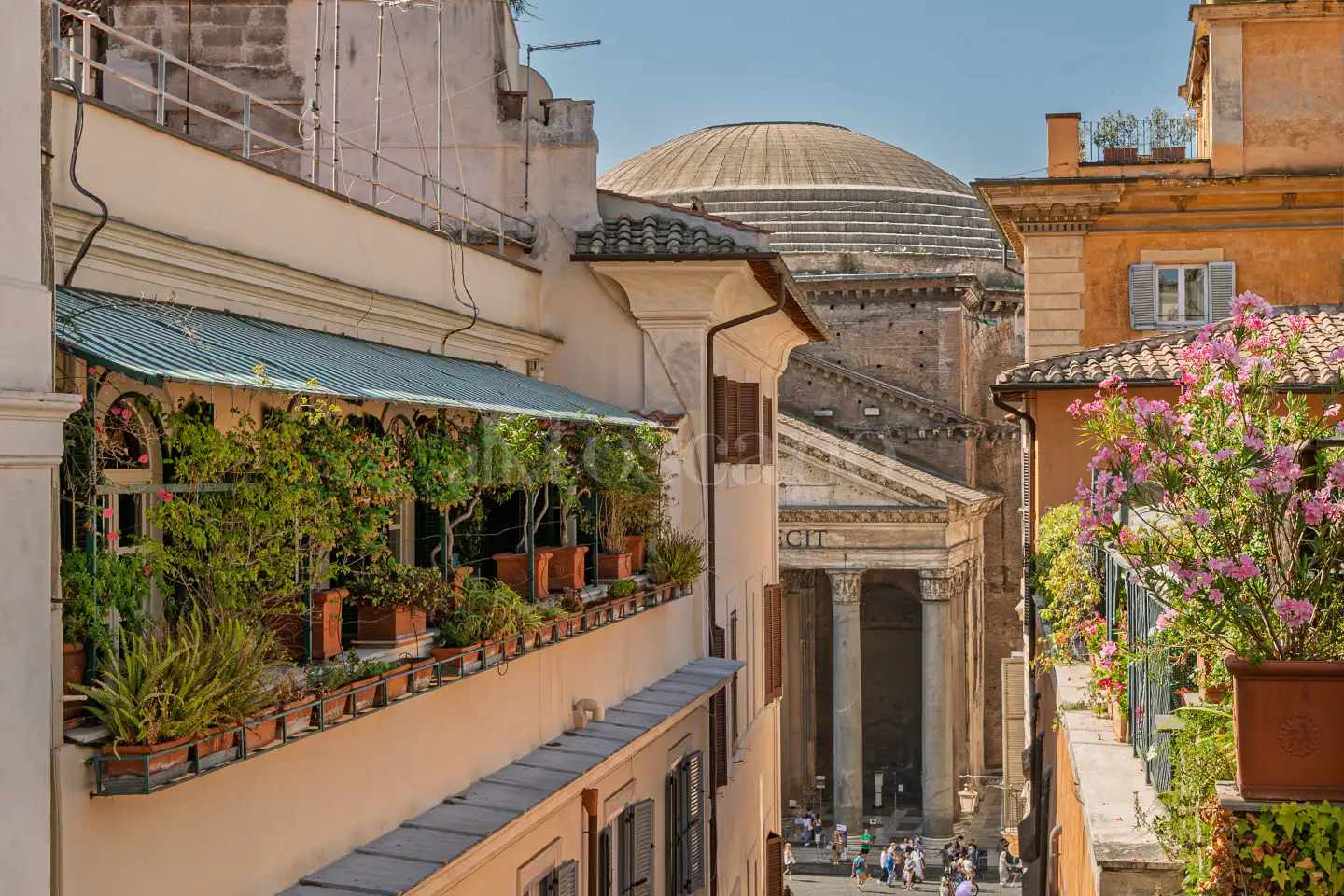 Attico in vendita di 250 mq a €2.850.000 (rif. 44/2025)