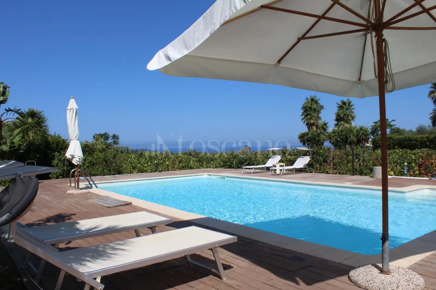 Villa in vendita di 230 mq a €1.650.000 (rif. 2/2026)