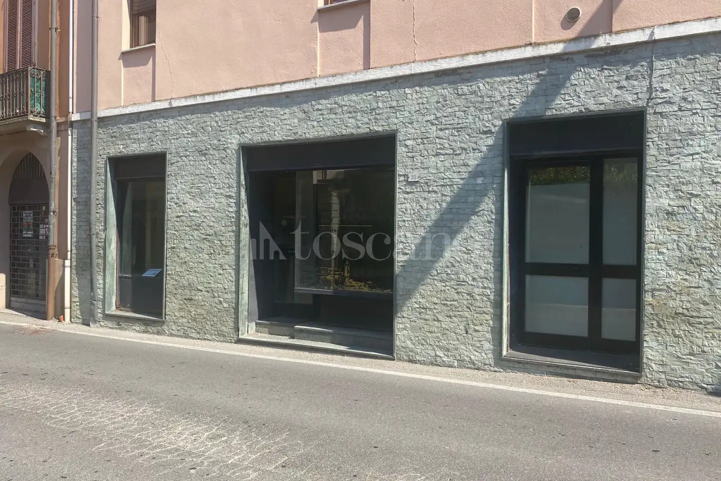 Negozio in affitto di 70 mq a €350 (rif. 169/2026)