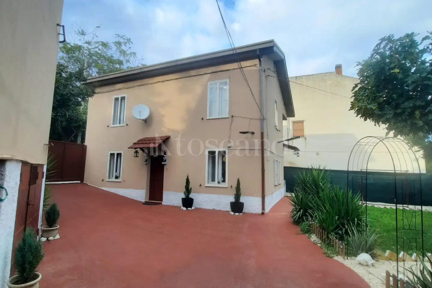 Casa Indipendente in vendita di 225 mq a €155.000 (rif. 2/2026)