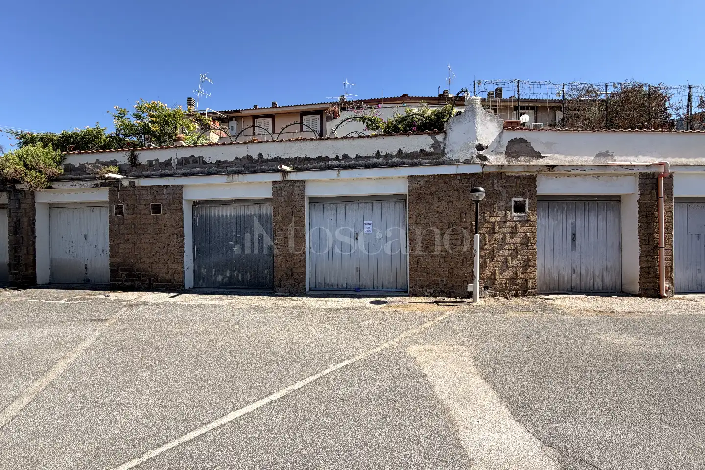 Box in vendita di 38 mq a €25.000 (rif. 28/2026)