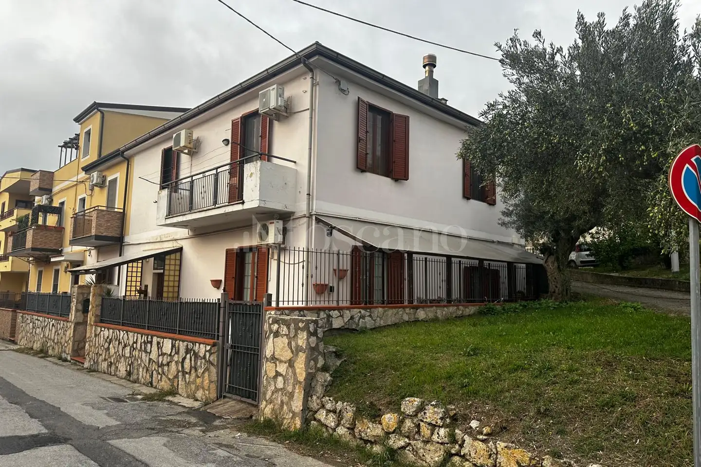 Casa Indipendente in vendita di 250 mq a €250.000 (rif. 92/2026)