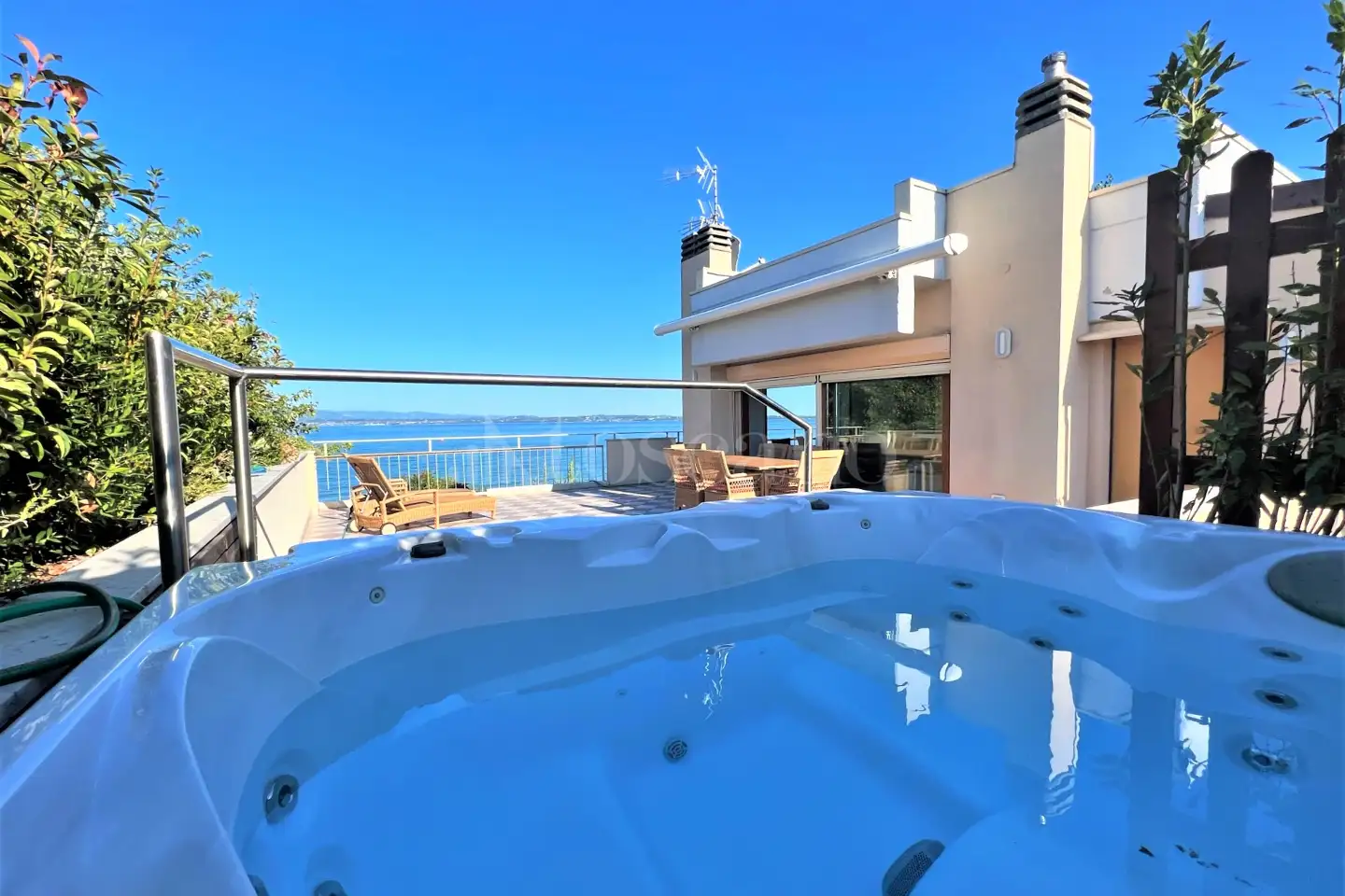 Villino a Schiera in vendita di 300 mq a €2.100.000 (rif. 36/2025)