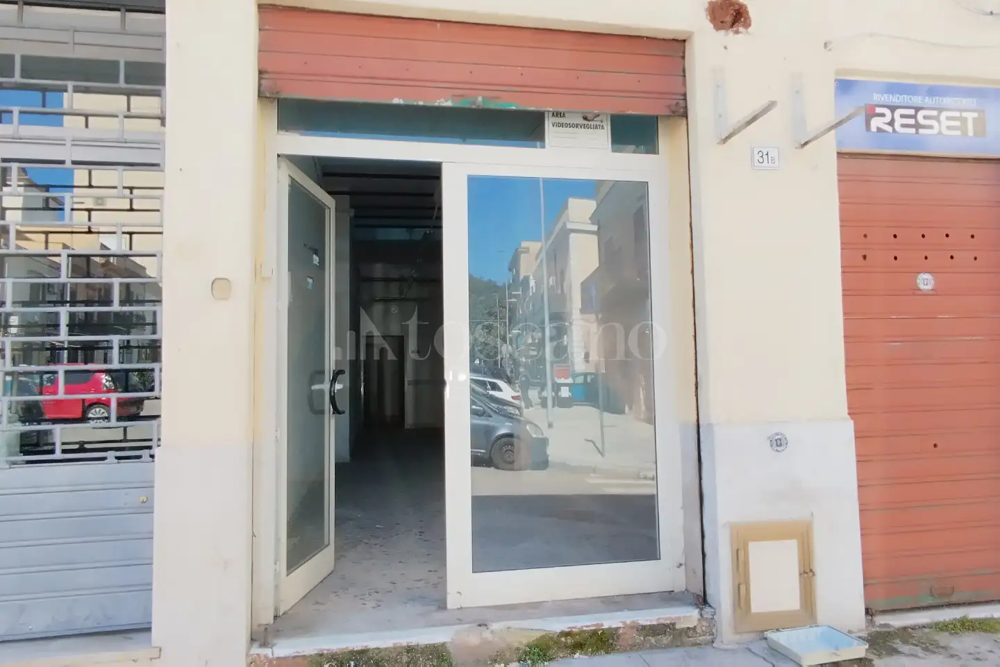 Negozio in vendita di 81 mq a €109.000 (rif. 17/2026)