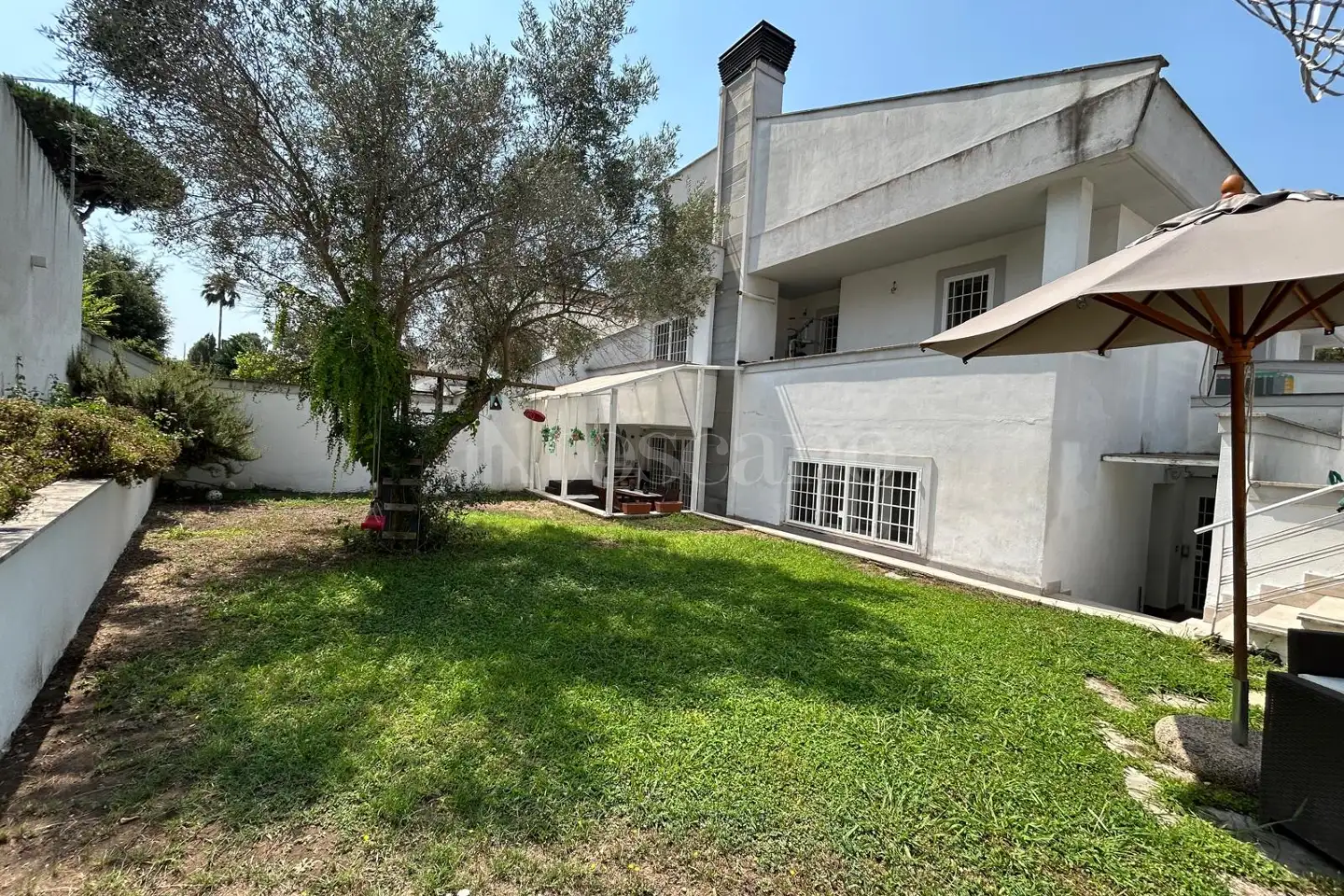 Villa Plurifamiliare in vendita di 220 mq a €459.000 (rif. 44/2026)