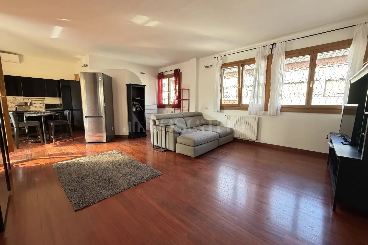 Casa in affitto di 95 mq a €1.900 (rif. 80/2026)