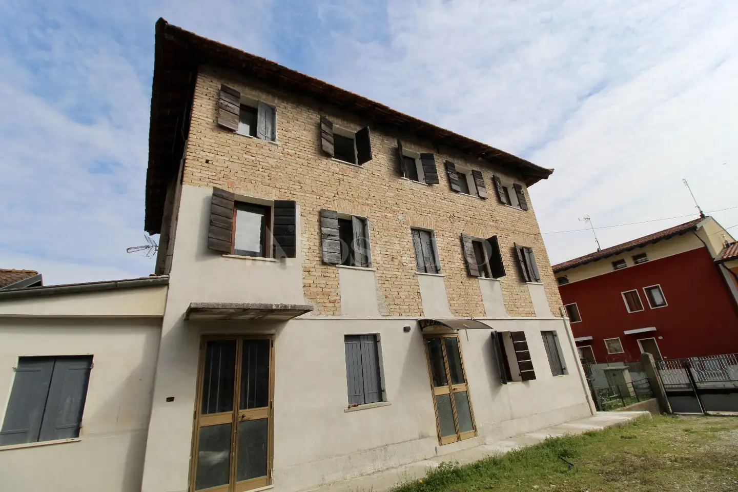 Casa Indipendente in vendita di 285 mq a €199.000 (rif. 49/2026)