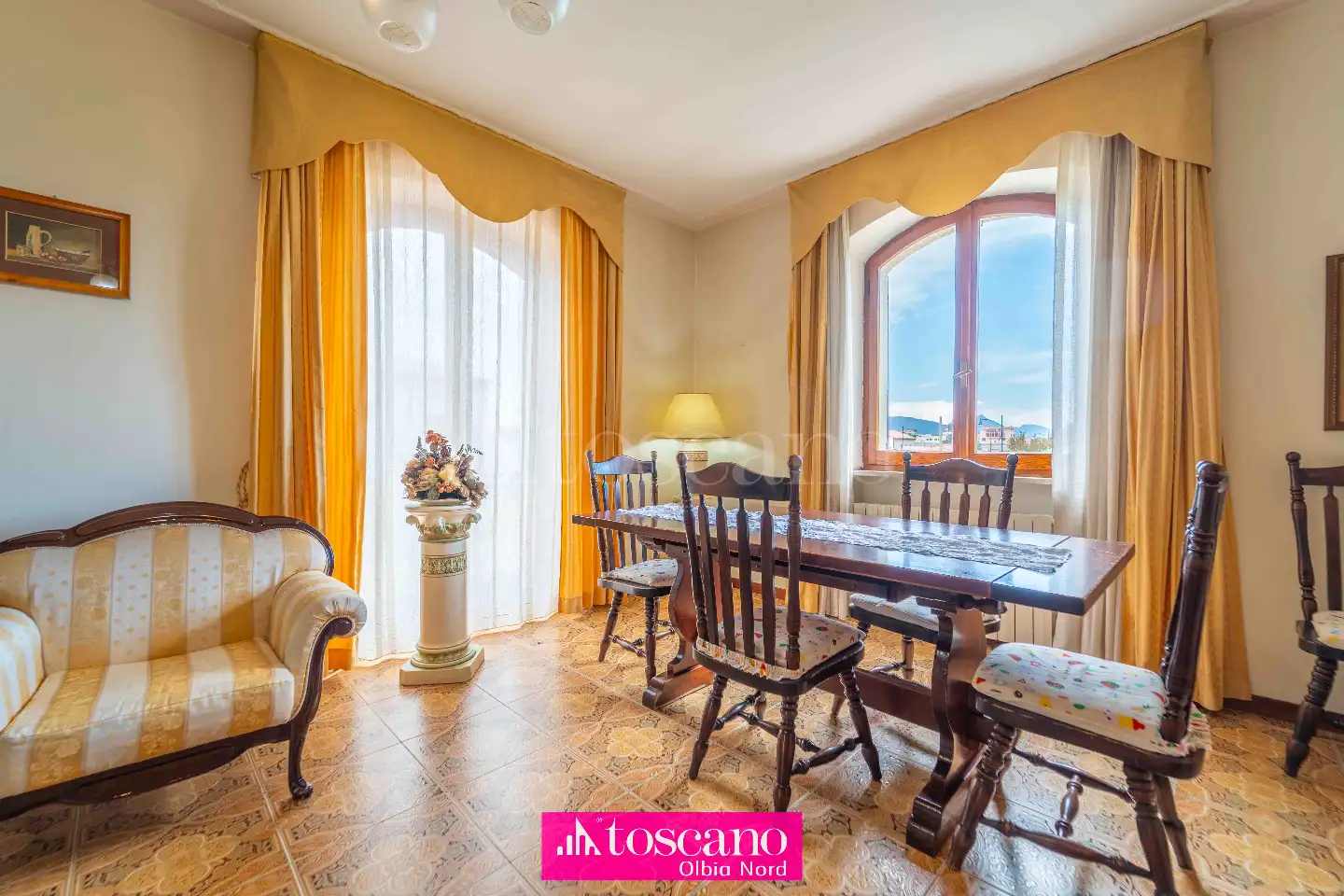 Palazzo in vendita di 240 mq a €700.000 (rif. 62/2025)