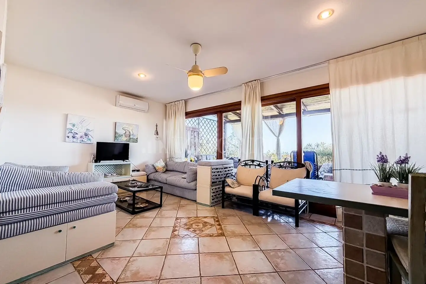 appartamento in vendita ad Olbia in zona Portisco