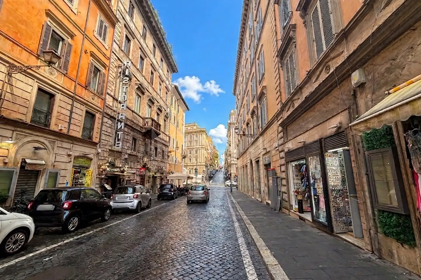 Negozio in vendita di 42 mq a €335.000 (rif. 36/2026)