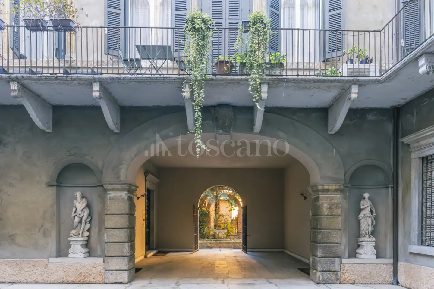 Casa in vendita di 270 mq a €1.500.000 (rif. 12/2026)