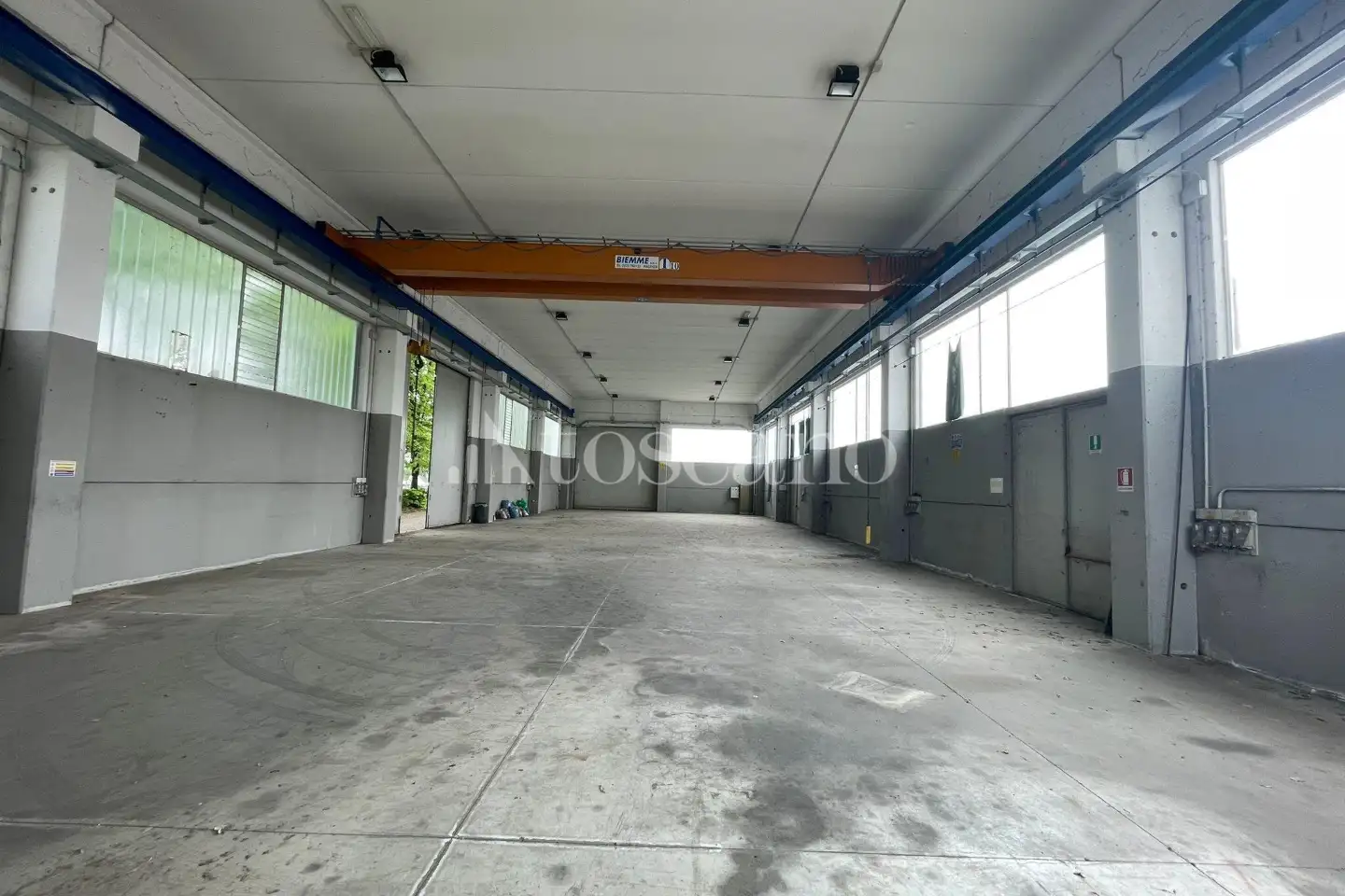 Capannone in vendita di 680 mq a €244,000 (rif. BL6090VE)