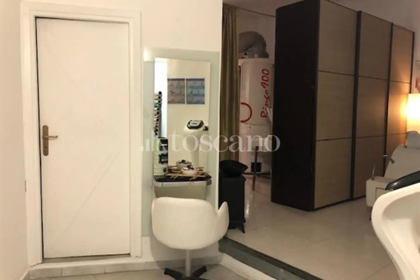 Negozio in vendita di 135 mq a €239.000 (rif. 45/2025)