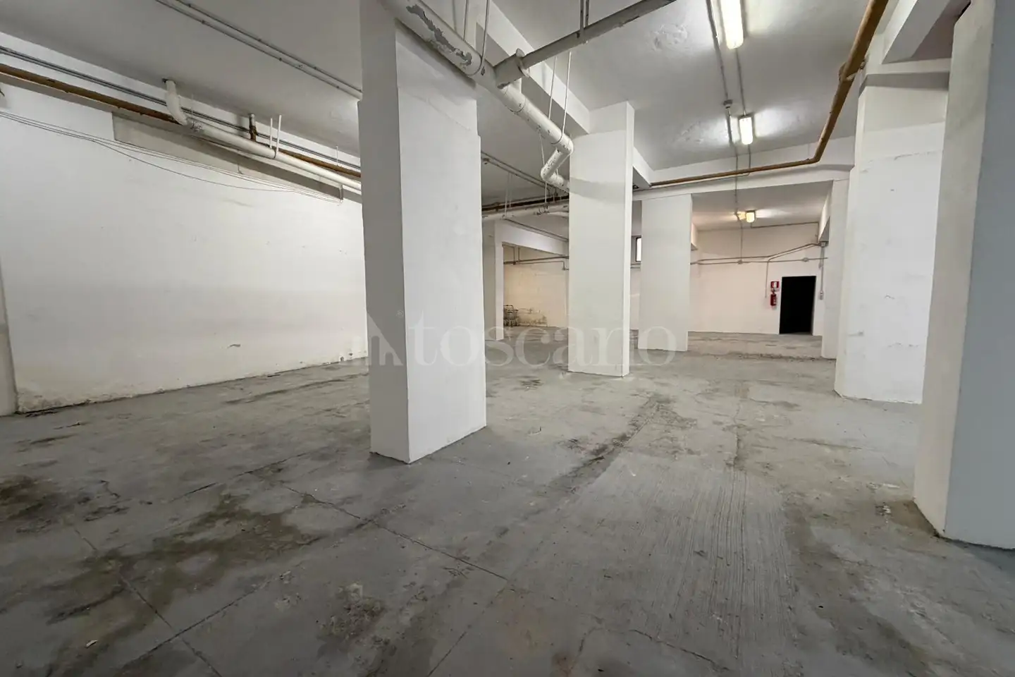 Magazzino in vendita di 357 mq a €140.000 (rif. 57/2026)