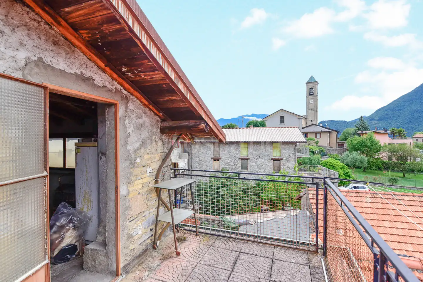 Palazzo in vendita di 250 mq a €248.000 (rif. 30/2025)