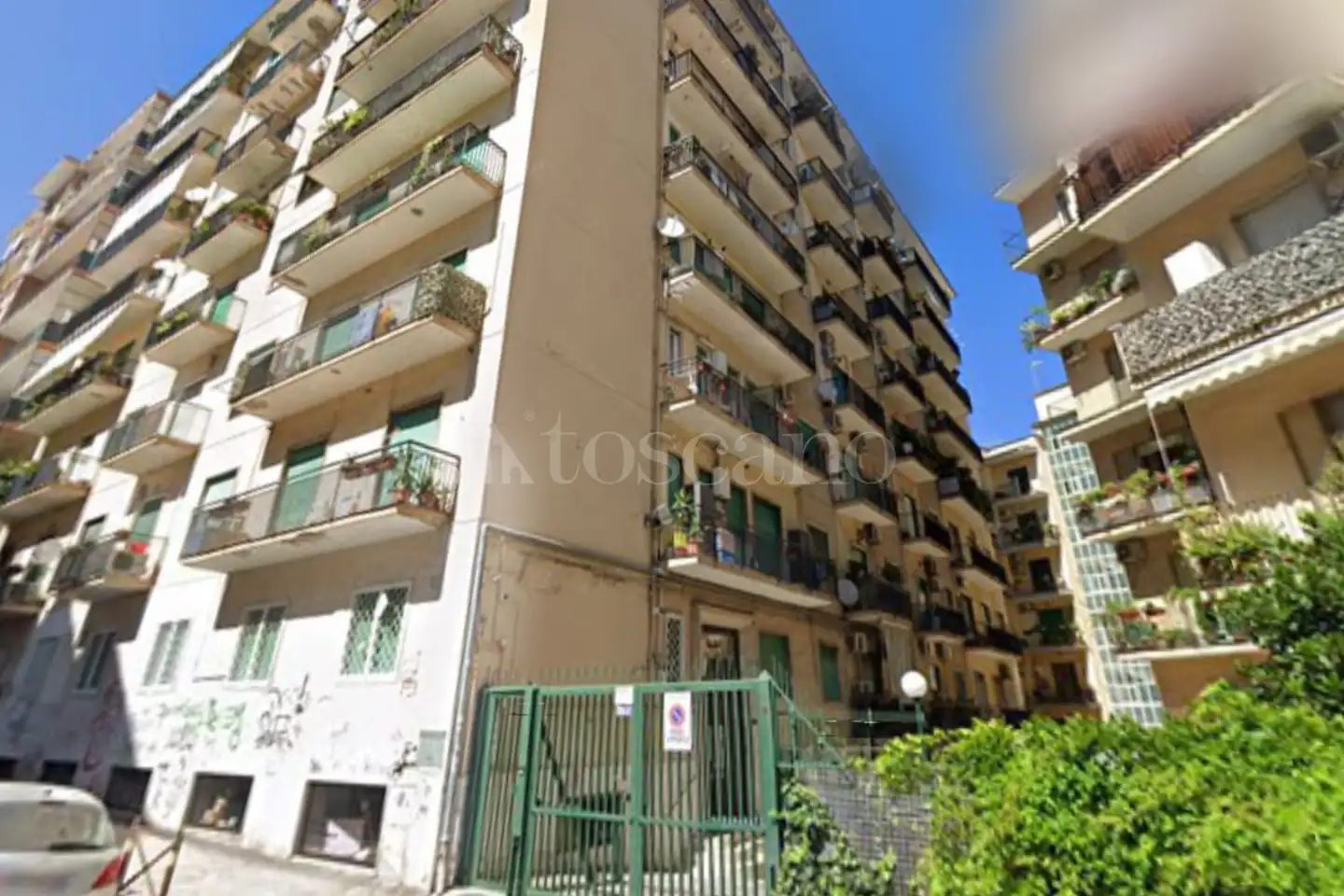 Garage in vendita di 110 mq a €290.000 (rif. 22/2025)
