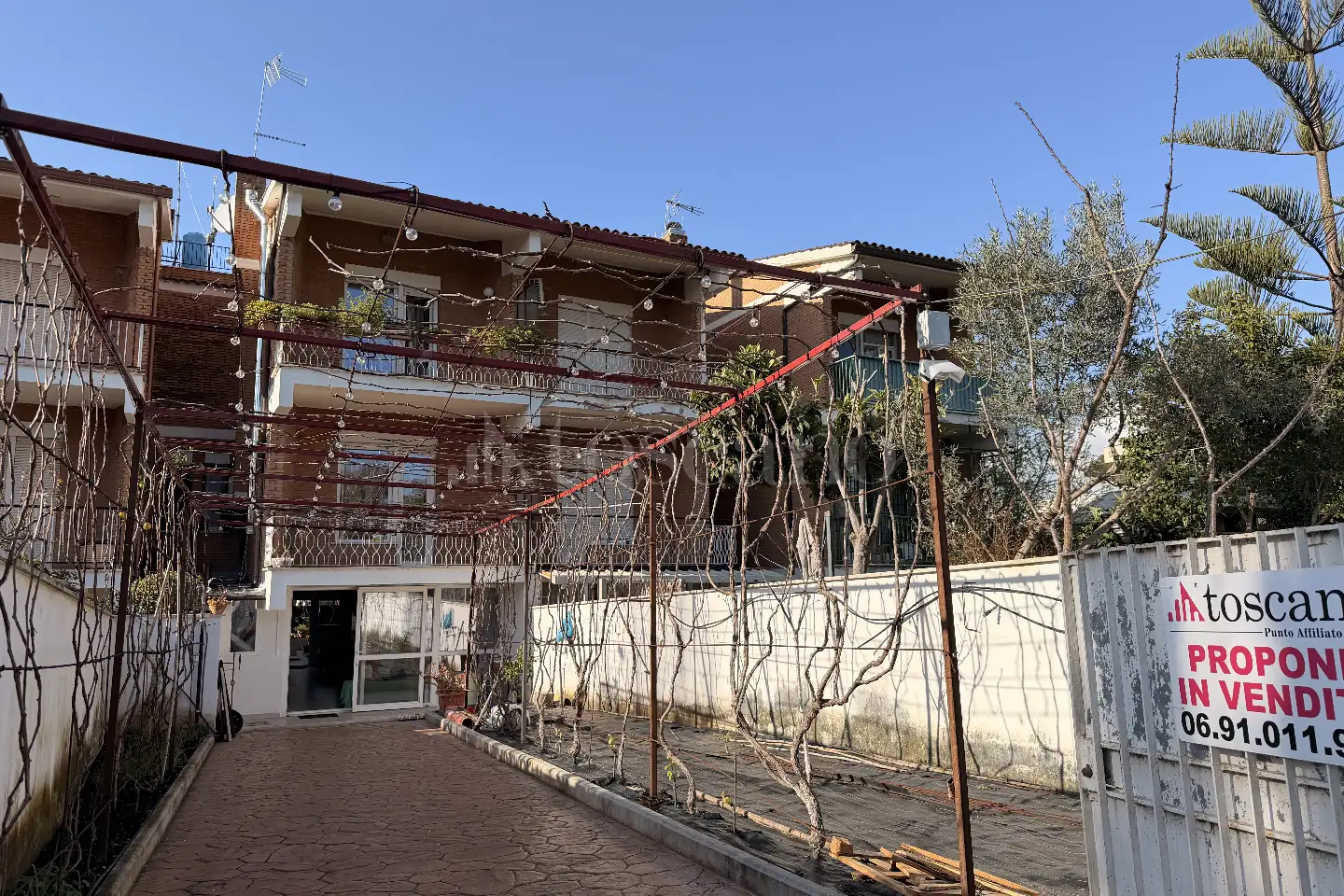 Villa Plurifamiliare in vendita di 150 mq a €175.000 (rif. 11/2026)