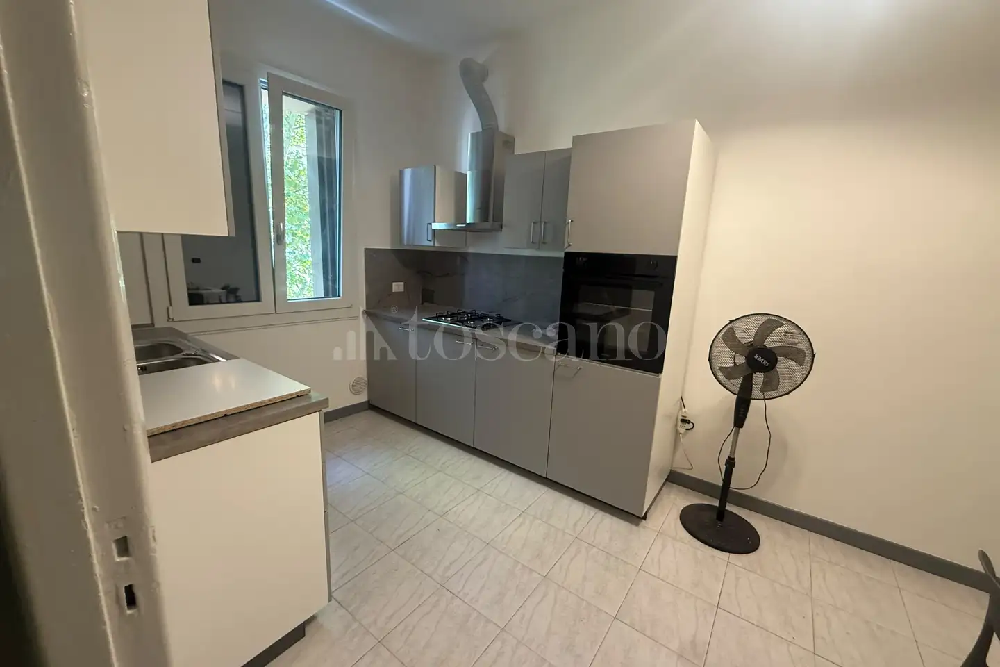 Casa in affitto di 160 mq a €2.400 (rif. 34/2026)