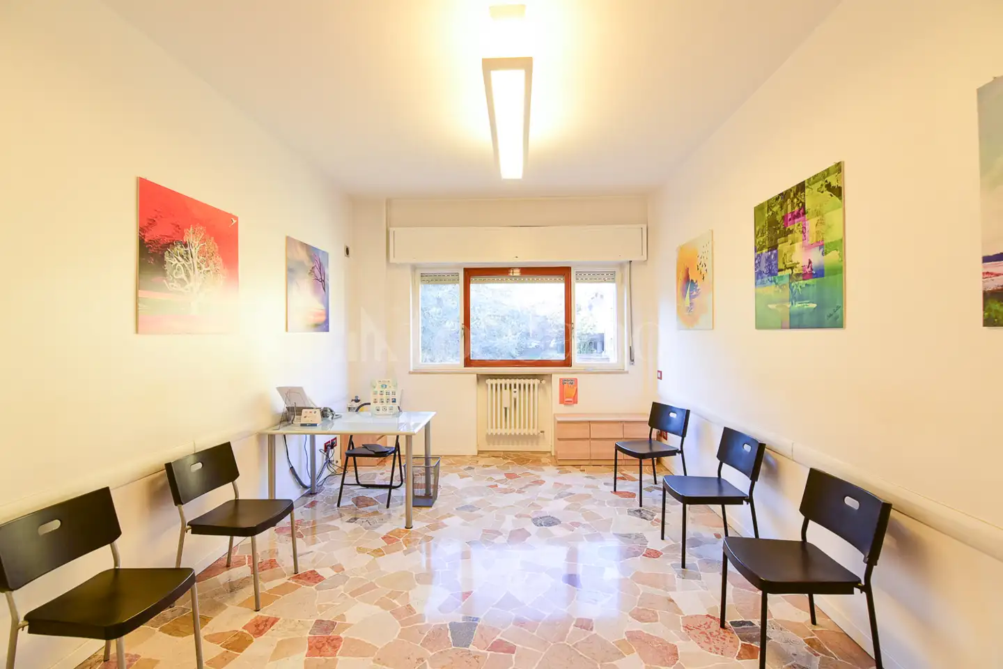 Ufficio in affitto di 85 mq a €1.300 (rif. 54/2025)