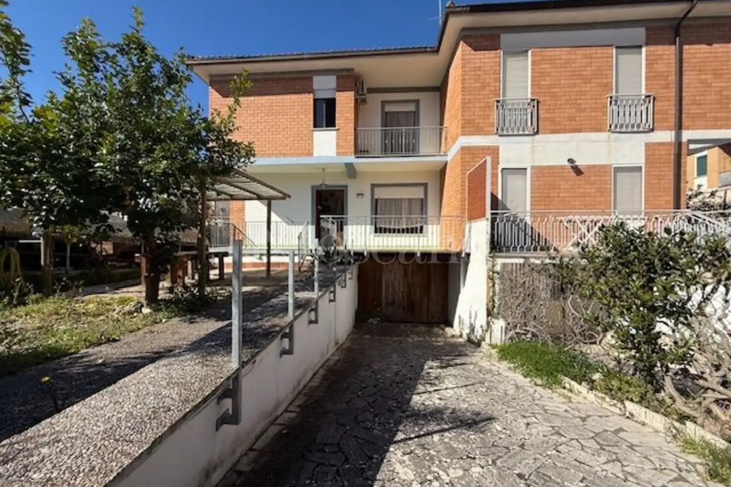 Villa Plurifamiliare in vendita di 100 mq a €285.000 (rif. 19/2025)
