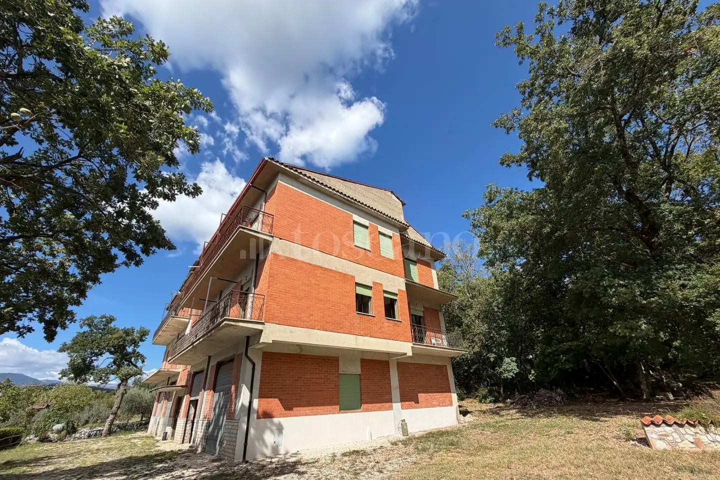 casa indipendente in vendita a Campoli Appennino