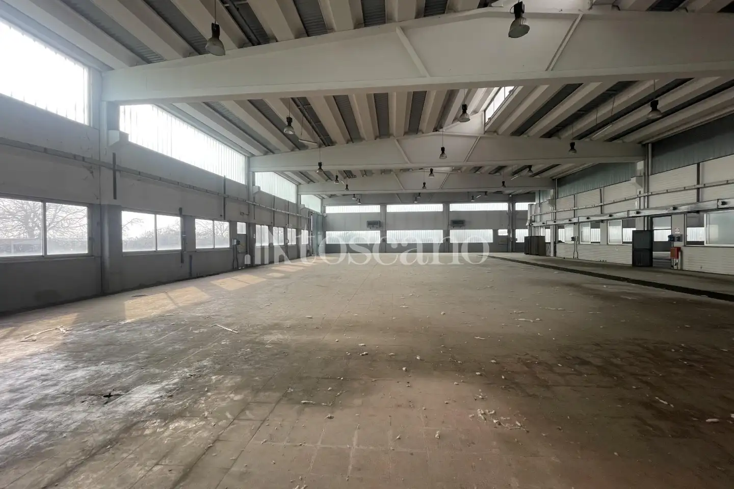 Capannone in vendita di 2942 mq a €992,000 (rif. BL6153VE)