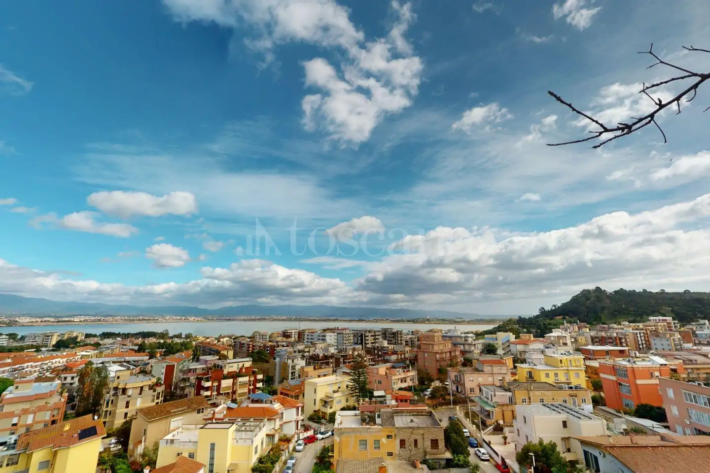 Attico in vendita di 120 mq a €750.000 (rif. 4/2026)