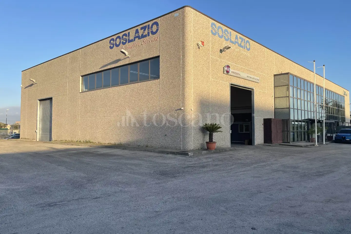 Capannone in vendita di 1.000 mq a €2.000.000 (rif. 15/2026)