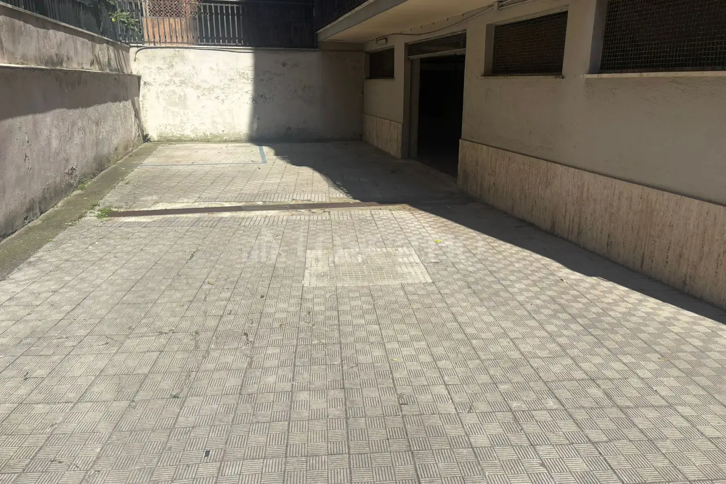 Box in vendita di 32 mq a €59.000 (rif. 23/2026)