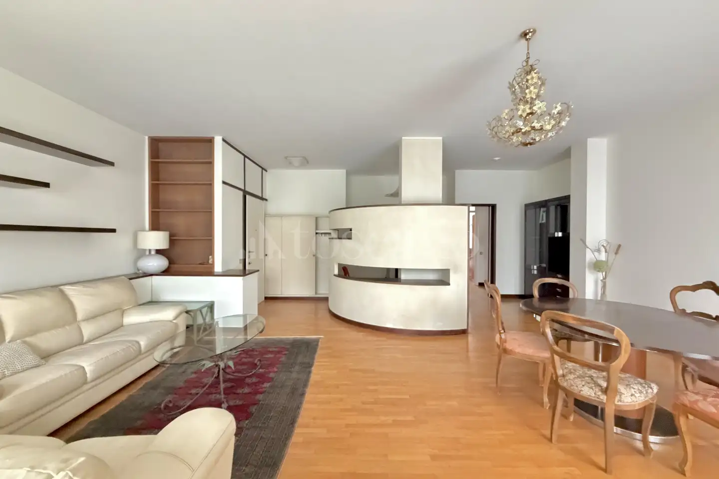 Casa in affitto di 140 mq a €2.600 (rif. 3/2026)