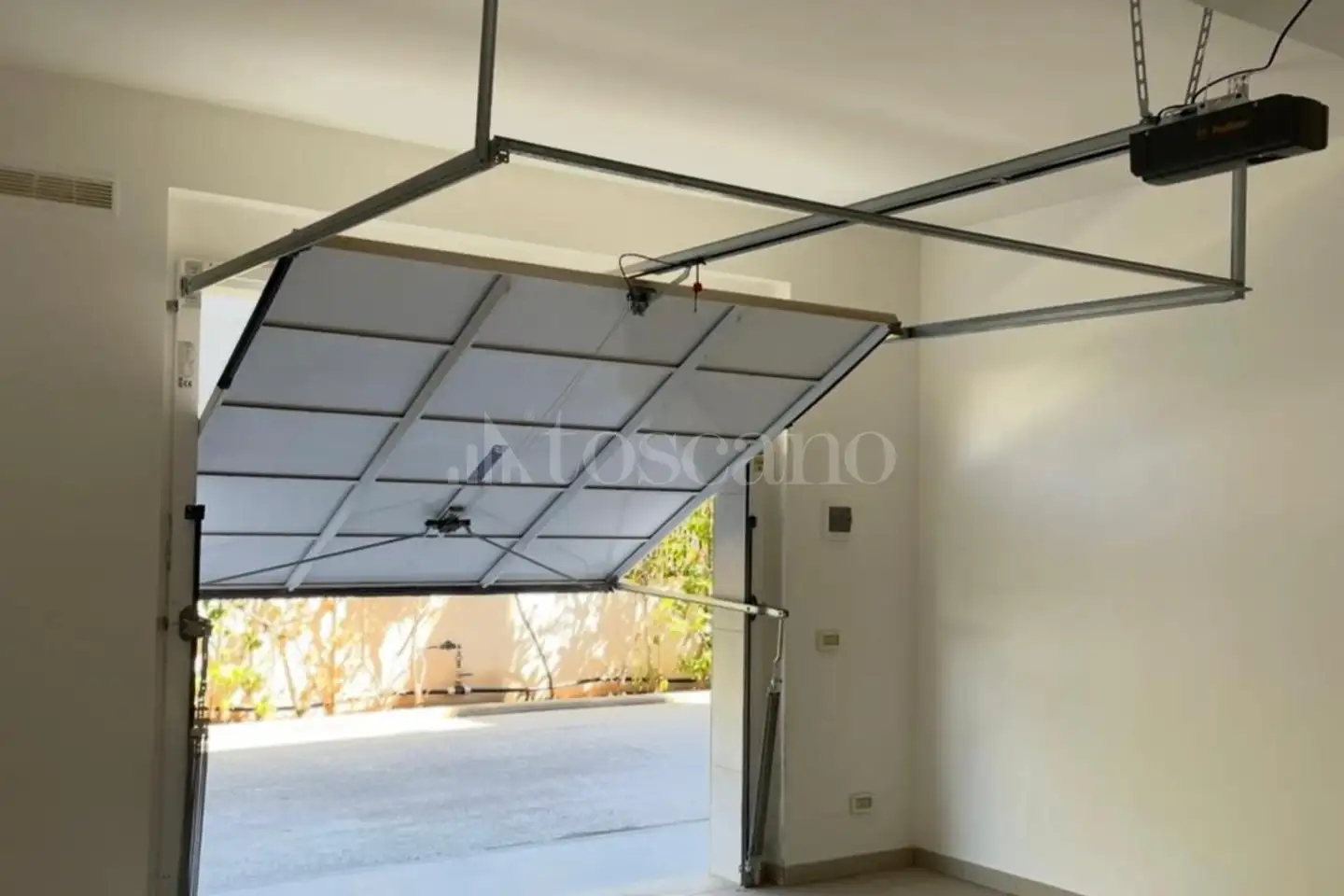 Garage in vendita di 30 mq a €35.000 (rif. 24/2026)