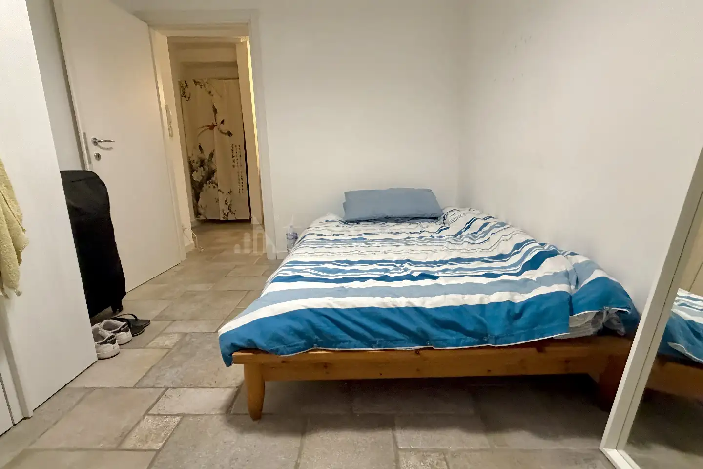 Stanza in affitto di 100 mq a €550 (rif. 12/2026)