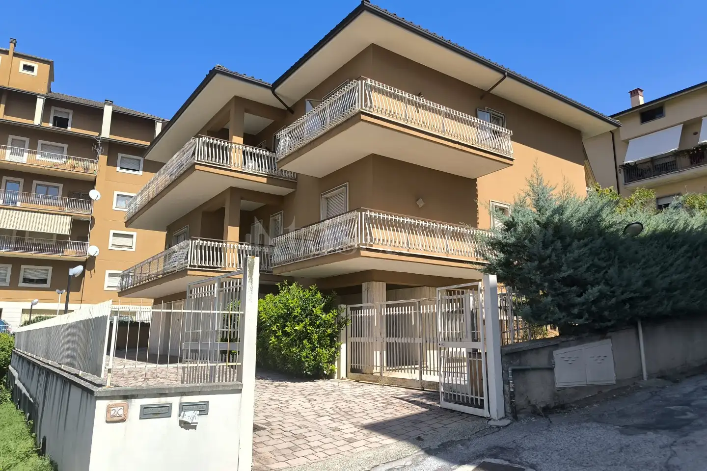 Casa in vendita di 200 mq a €385.000 (rif. 33/2026)