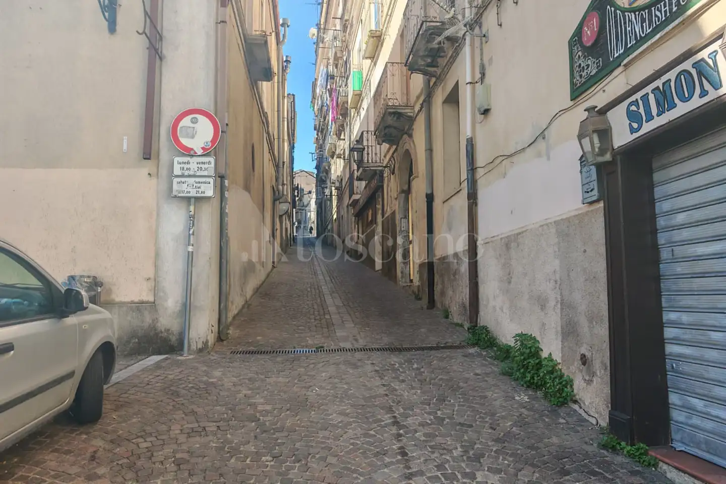 Negozio in vendita di 60 mq a €60.000 (rif. 22/2026)