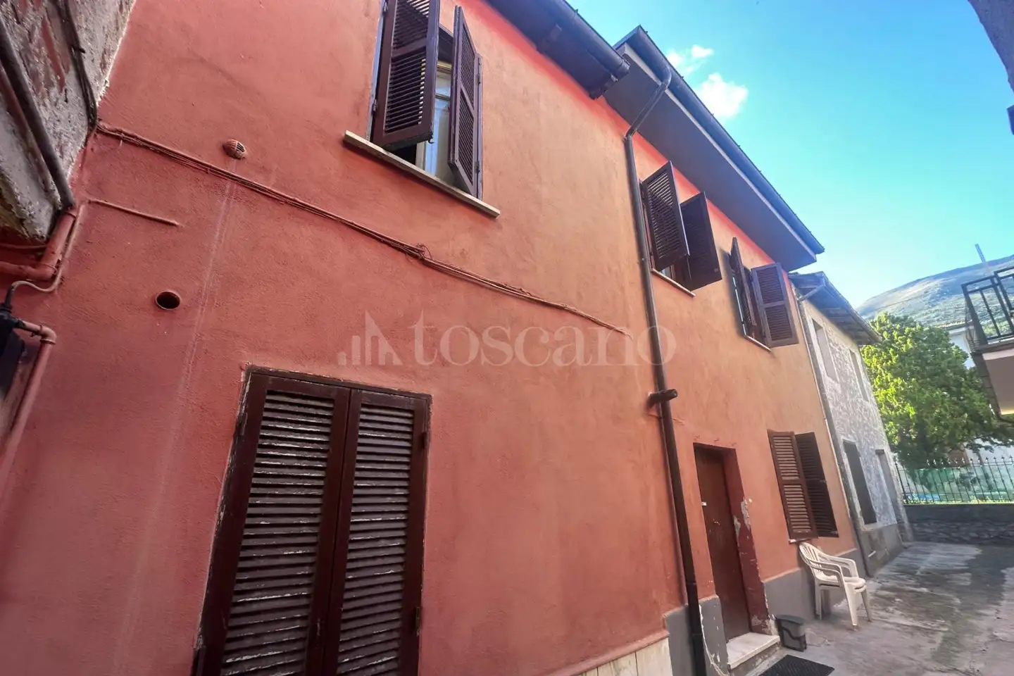 Casa Indipendente in vendita di 222 mq trattativa riservata (rif. 110/2025)