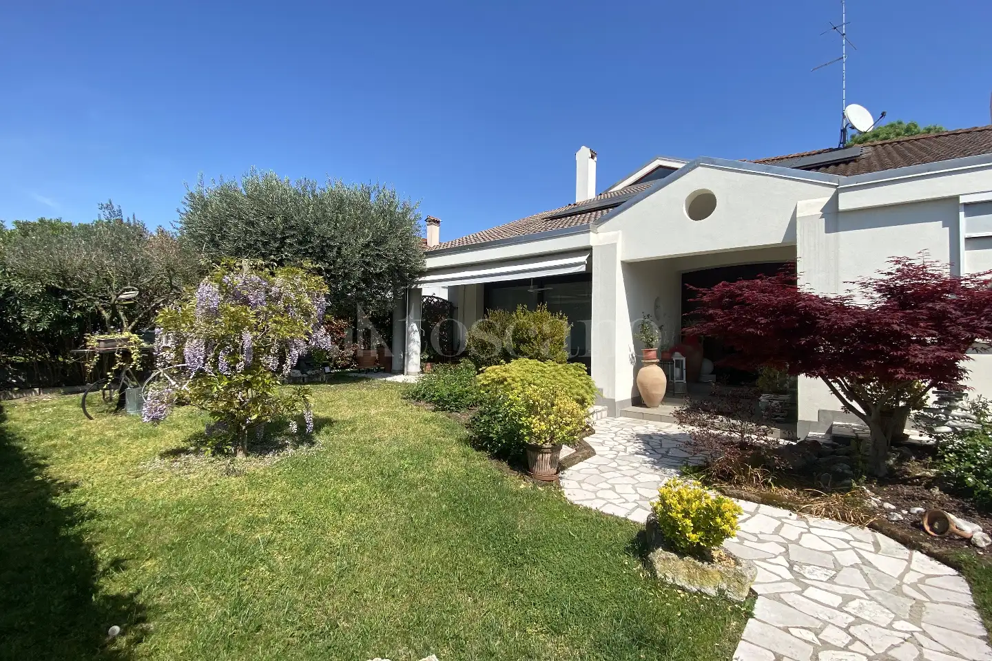 Villa in vendita di 309 mq a €420.000 (rif. 10/2026)