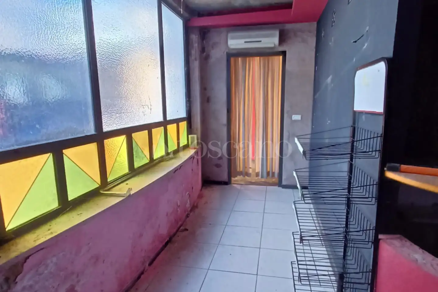 Negozio in vendita di 156 mq a €120.000 (rif. 121/2025)